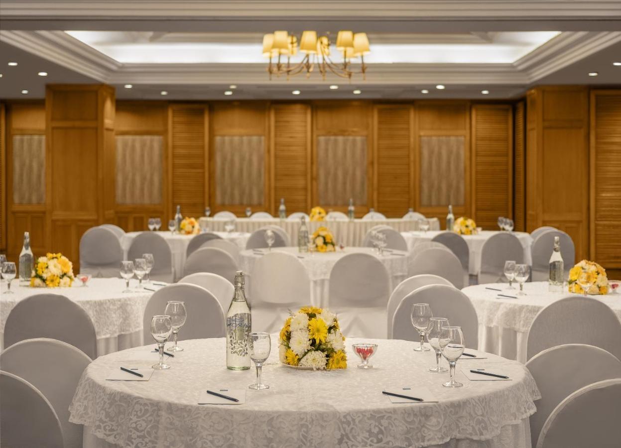 Sarovar Portico Surajkund Neu-Delhi Exterior foto