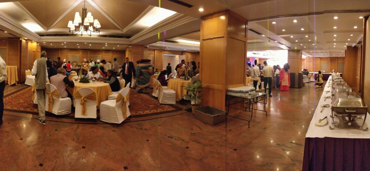 Sarovar Portico Surajkund Neu-Delhi Exterior foto